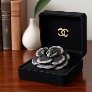 CHANEL leather Floral Brooch